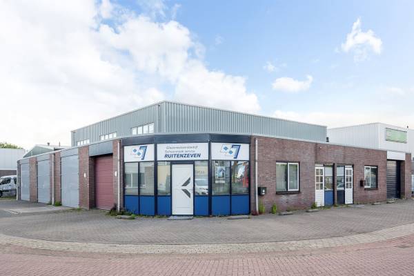Bedrijfsruimte Langeweg 19 Oostvoorne
