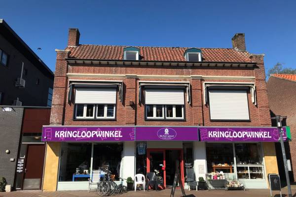Winkelruimte Stationsstraat 69A Rijen