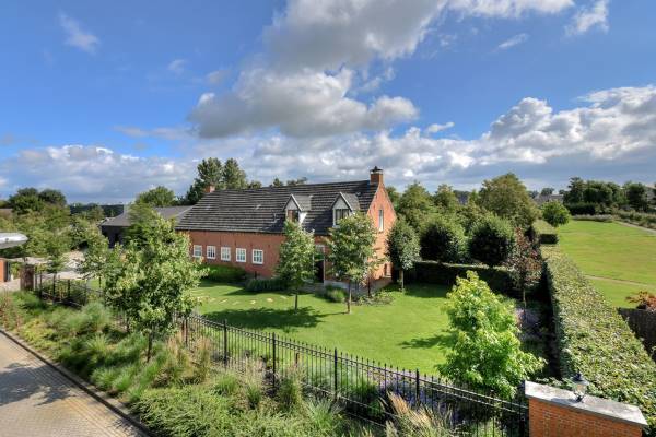 Kantoorruimte Oude Kerkstraat 54 Made