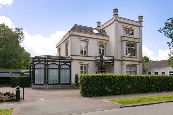Maatschappelijk vastgoed Van der Houven van Oordtlaan 2 Apeldoorn