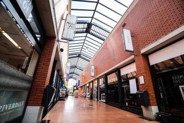 Winkelruimte Middenbaan 30 Barendrecht