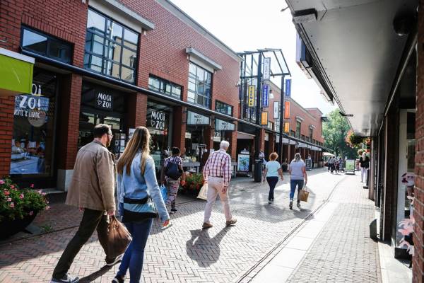 Winkelruimte Middenbaan 44 Barendrecht
