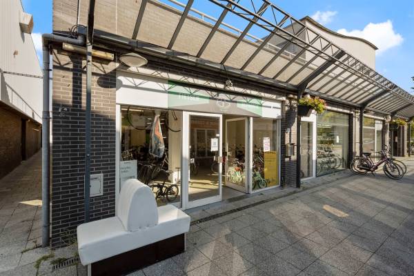 Winkelruimte Buikslotermeerplein 371 Amsterdam