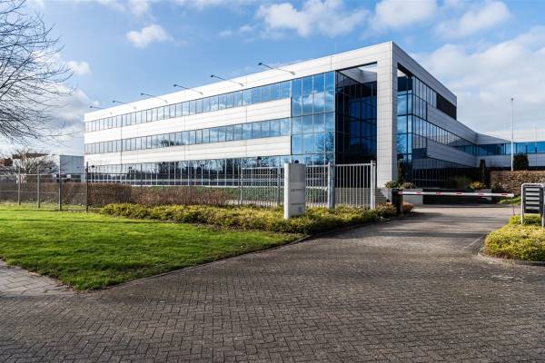 Bedrijfsruimte Versterkerstraat 10 Almere