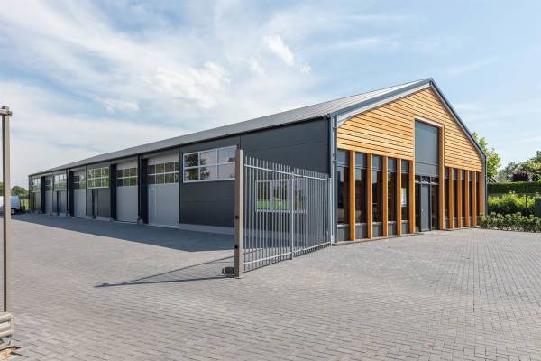 Bedrijfsruimte Holtwijkerstraat 8b Weerselo
