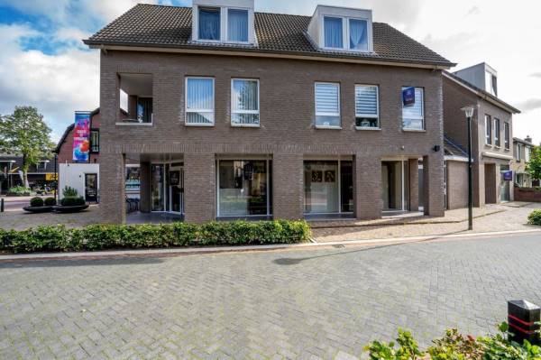 Bedrijfsruimte Dorpsstraat 32 Bakel