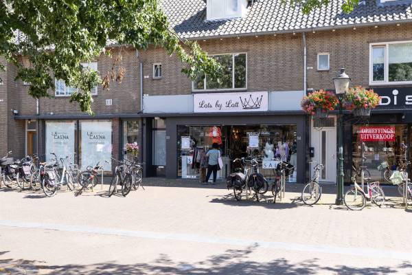 Winkelruimte Oude Raadhuisplein 14 Huizen