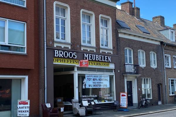 Winkelruimte Burgemeester Van Hasseltstraat 64 Bergen op Zoom
