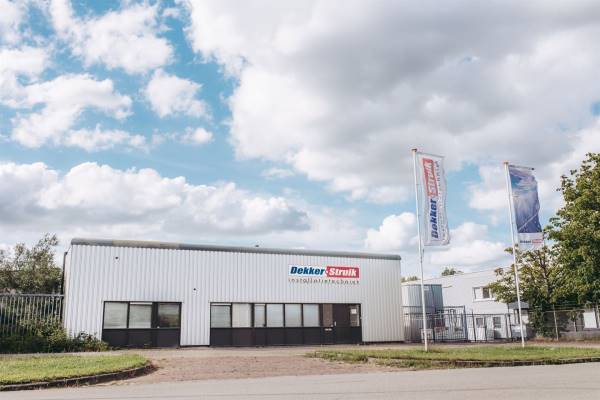 Bedrijfsruimte Bremenweg 10 Groningen