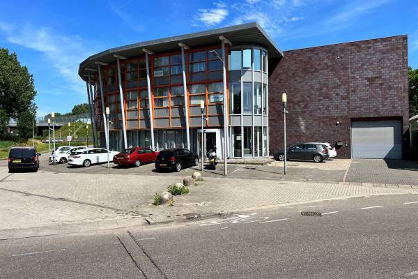 Kantoorruimte Industrieweg 3 Duivendrecht