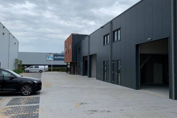 Bedrijfsruimte De Aar 25B Dronten
