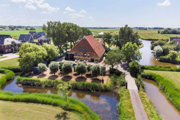 Bedrijfsruimte Achlumerdijk 133 Harlingen