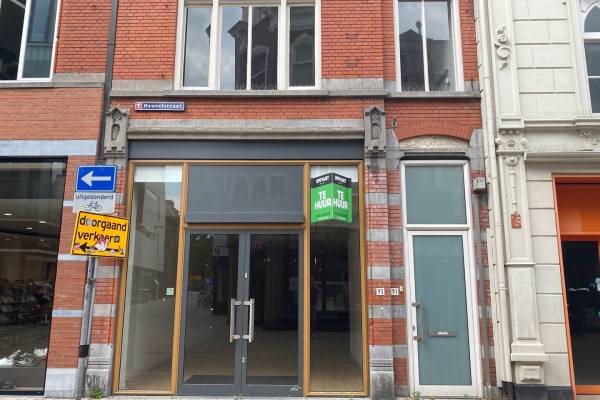 Winkelruimte Heuvelstraat 93 Tilburg