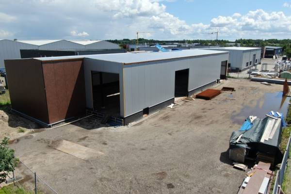 Bedrijfsruimte James Cookstraat 49 Emmen