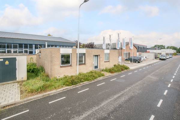 Bedrijfsruimte Ambachtstraat 13 Bergambacht