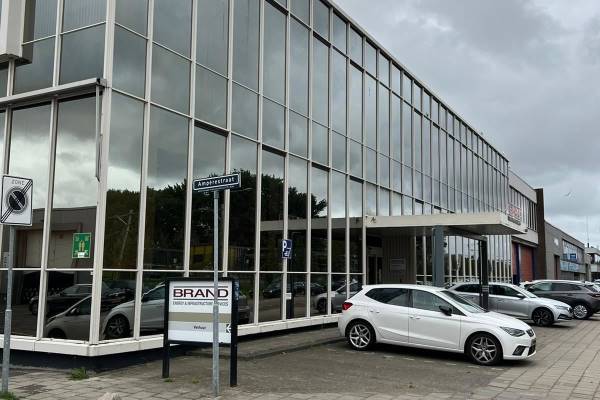 Bedrijfsruimte George Stephensonweg 15 Vlaardingen