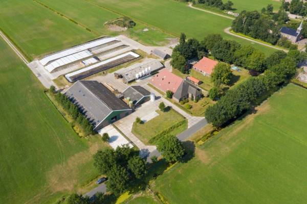 Agrarisch bedrijf Kerkhofslaan 8 Oldetrijne