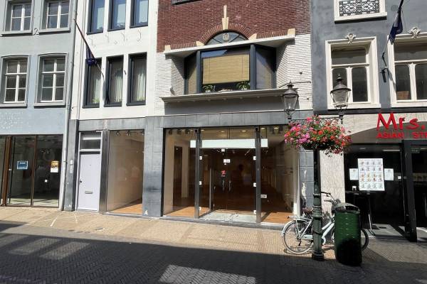 Winkelruimte Lomstraat 23- 25 Venlo