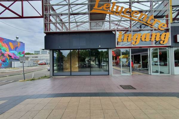 Winkelruimte Weversstraat 2 Lelystad