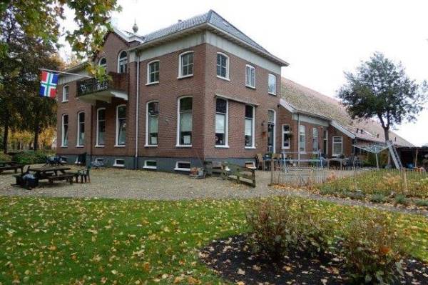 Bedrijfsruimte Hoofdweg 156 Midwolda