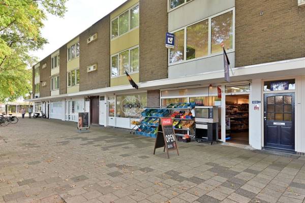 Winkelruimte Limburglaan 102a Weert