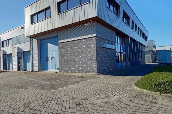 Kantoorruimte Veenderveld 56 Roelofarendsveen