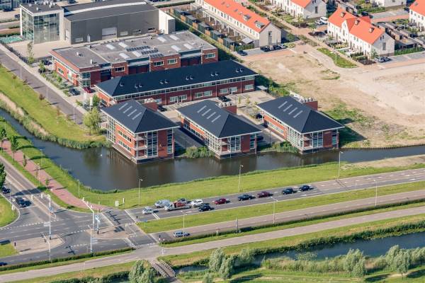 Kantoorruimte Augustapolder 72 - 1 Barendrecht
