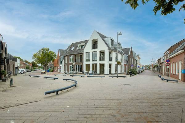 Winkelruimte Kerklaan 2 Heinkenszand