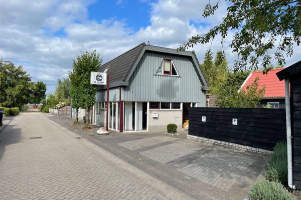 Bedrijfsruimte Jufferswijk 2 De Klomp