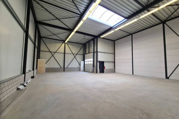 Bedrijfsruimte Tulpenmarkt 9E Zwaagdijk-Oost