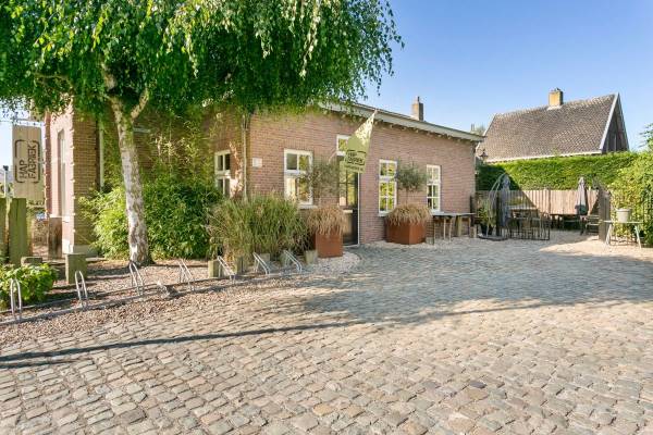 Kantoorruimte Pastoor van Breugelstraat 138 Bosschenhoofd