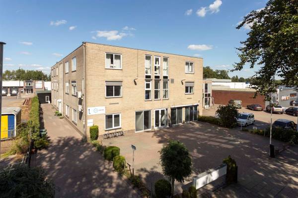 Kantoorruimte . Apeldoorn