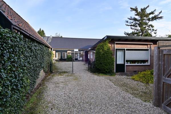 Bedrijfsruimte Lingenskamp 17A Laren (NH)