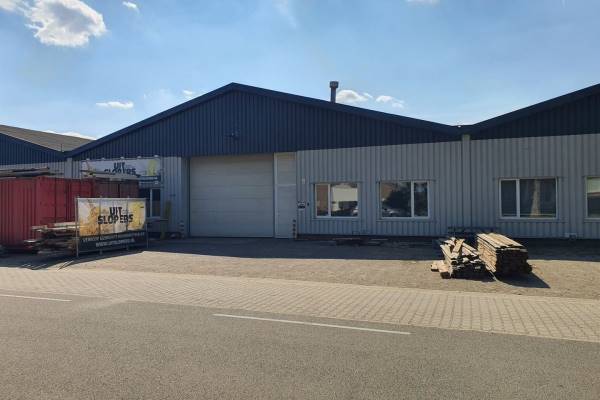 Bedrijfsruimte Klinkstraat 12 Oudenbosch