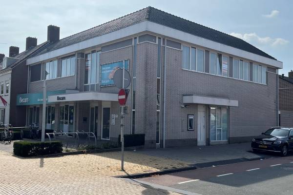 Kantoorruimte Onder de Toren 38 Emmeloord