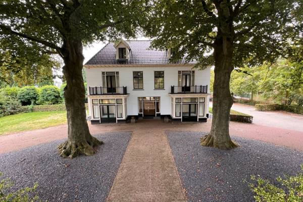 Kantoorruimte Voorste Wei 77- 79 Harderwijk