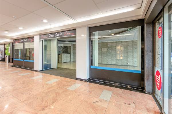 Winkelruimte Venneperhof 42 Nieuw-Vennep