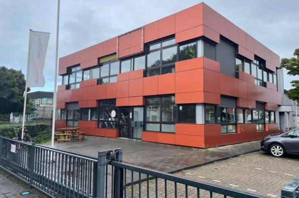 Bedrijfsruimte Einsteinweg 15 Bunschoten-Spakenburg