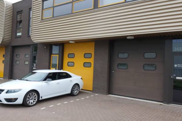 Bedrijfsruimte A. van Leeuwenhoekweg 36 B- 11 Alphen aan den Rijn