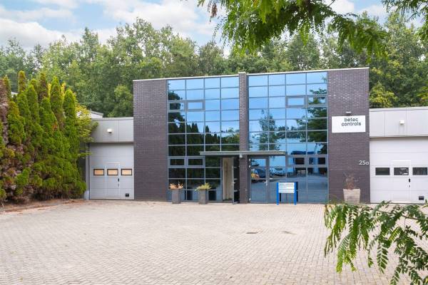 Bedrijfsruimte Radeweg 25B Vaassen