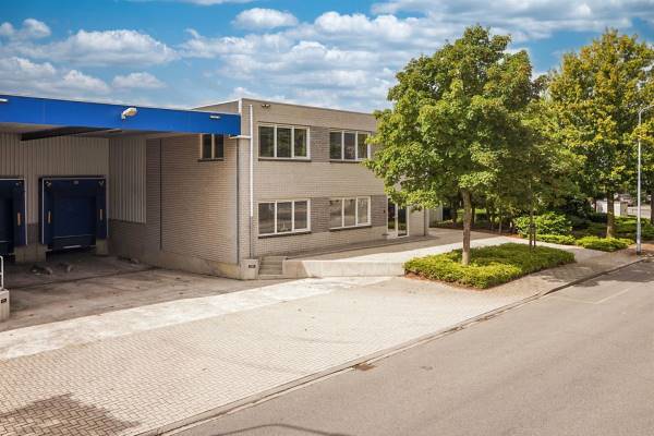 Bedrijfsruimte Deltakade 1A Venlo
