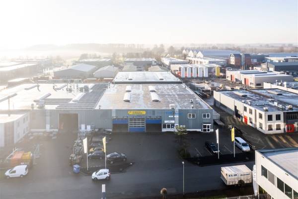 Bedrijfsruimte Velsenstraat 4 Werkendam