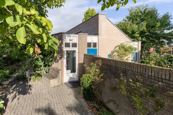 Maatschappelijk vastgoed Biesven 1 Eindhoven