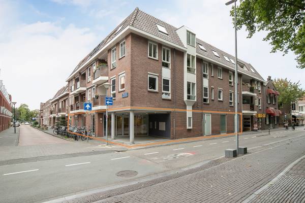 Winkelruimte Nieuwe Markt 1 Woerden