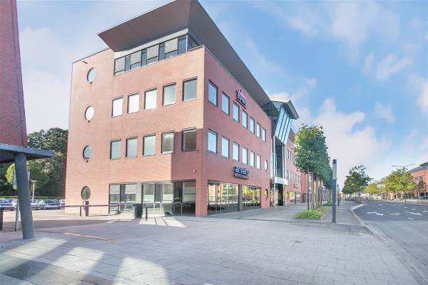 Kantoorruimte K R Poststraat 90 Heerenveen