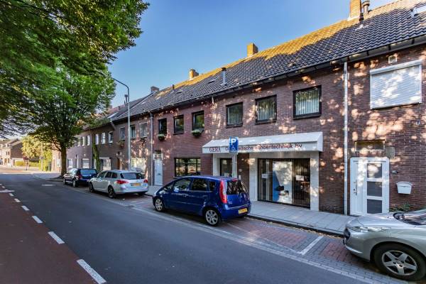 Winkelruimte Benzenraderweg 42 Heerlen