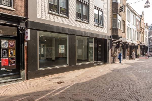 Winkelruimte Voorstraat 393 Dordrecht