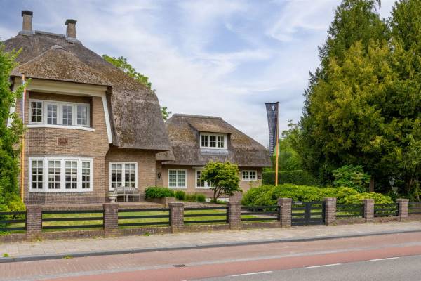 Kantoorruimte Ootmarsumsestraat 100 Almelo