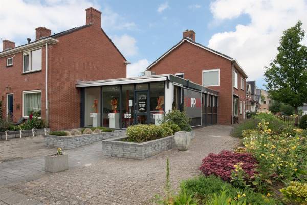 Winkelruimte Lindenstraat 1 Ten Boer