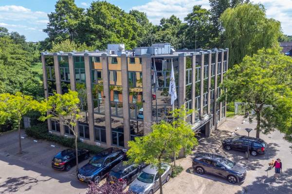 Kantoorruimte Gooierserf 400 Huizen
